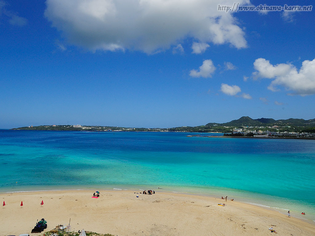 本部町瀬底大橋アンチ浜ビーチの海のPCデスクトップ壁紙