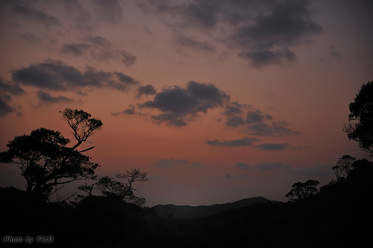 朝日 日の出 暁 朝焼け雲　黎明